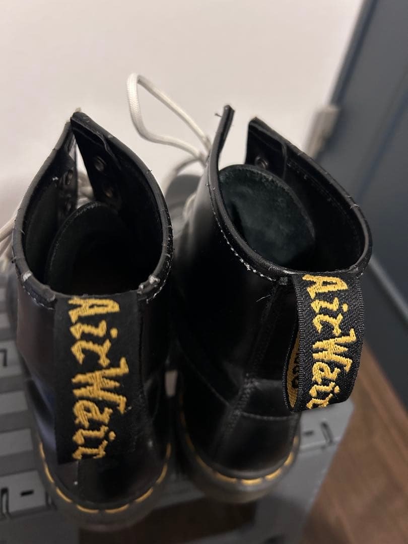 Dr. Martens ドクターマーチン　ハイカット　8ホール