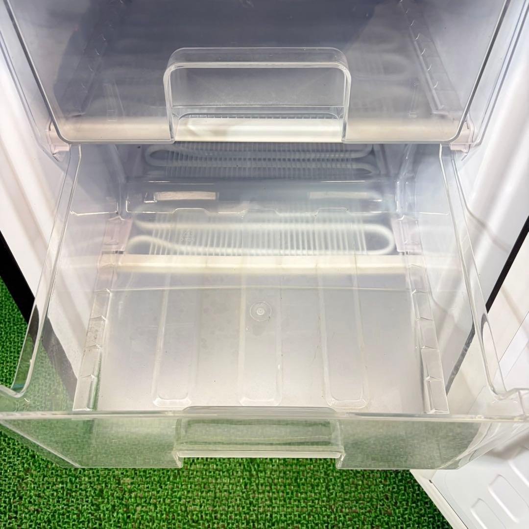 745レトロデザイン冷蔵庫　130L 小型　一人暮らし　右開き　2ドア　ブラック