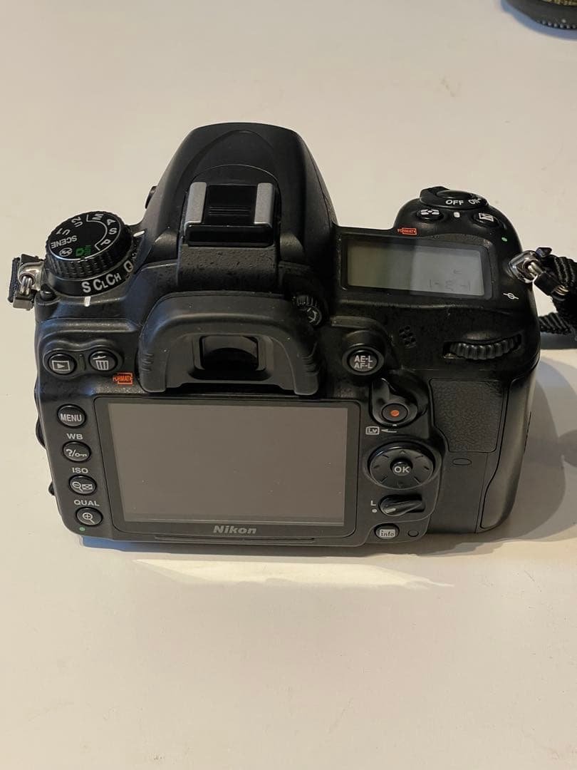 Nikon D7000 デジタル一眼レフカメラ　バッグ付き